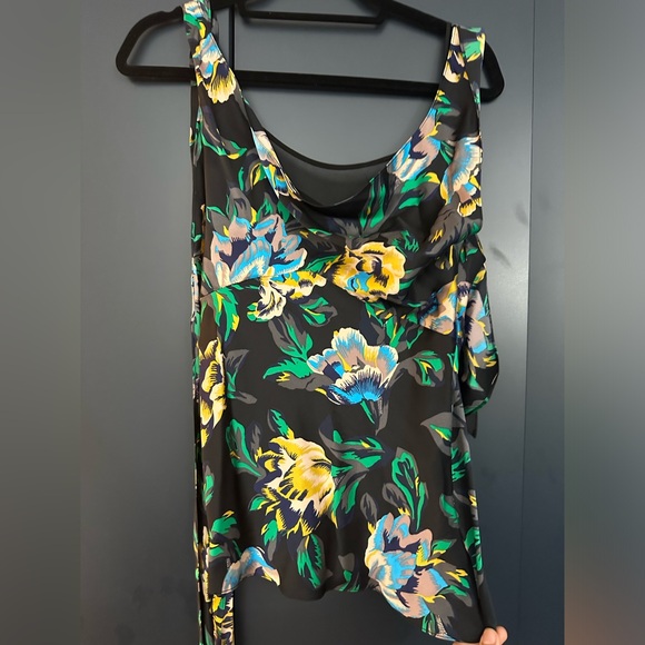 Diane Von Furstenberg Silk Knot Tank Size p - Picture 2 of 12